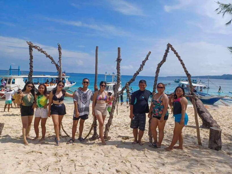 boracay-island-hopping-w-lunch-parasailing-crystal-cove