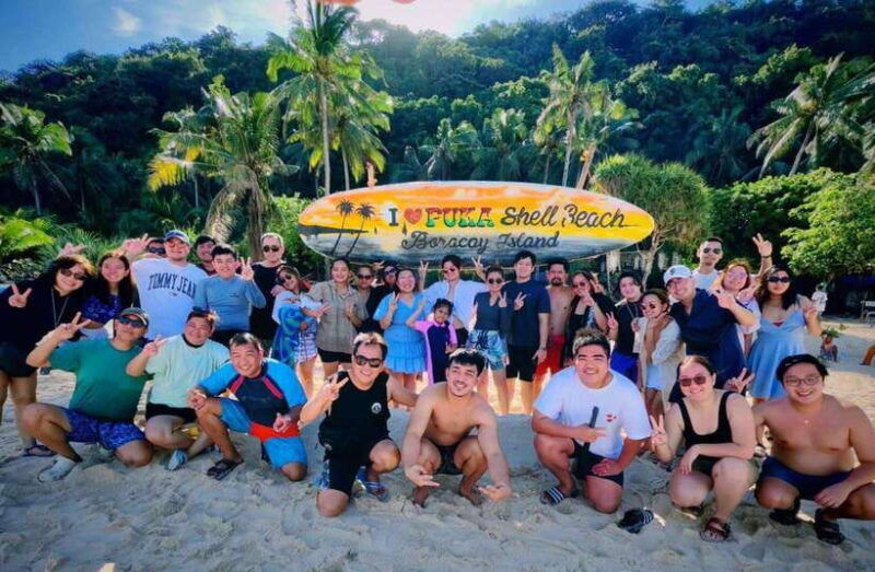 boracay-island-hopping-with-lunch-and-crystal-cove-island