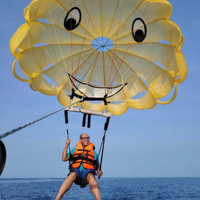 boracay-parasailing-adventure-with-insta-360-degree-camera
