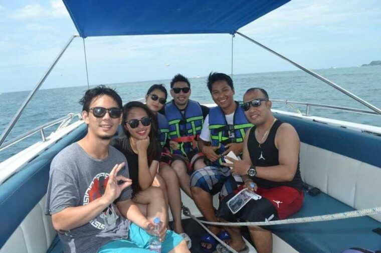 boracay-parasailing-experience