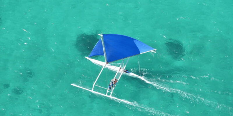 boracay-paraw-sailing-with-photos