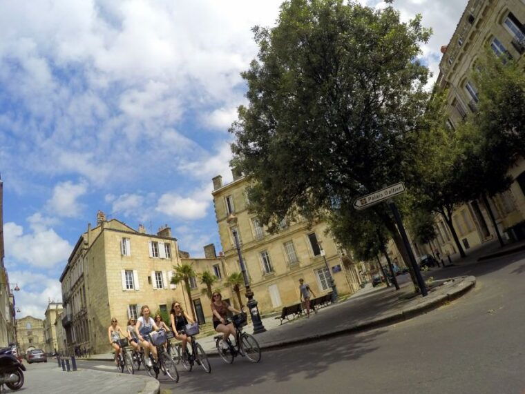 bordeaux-essentials-3-hour-bike-ride