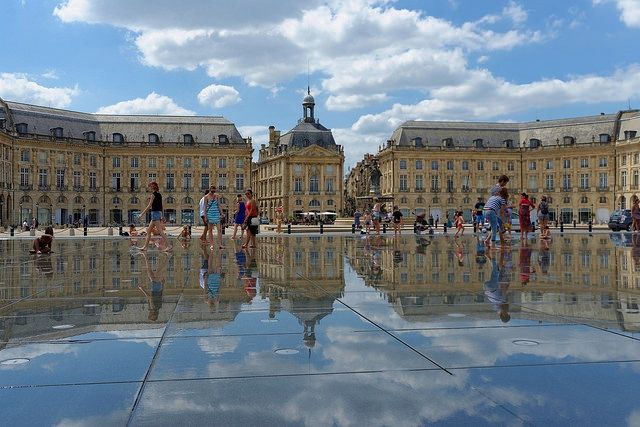 bordeaux-exclusive-private-guided-walking-tour