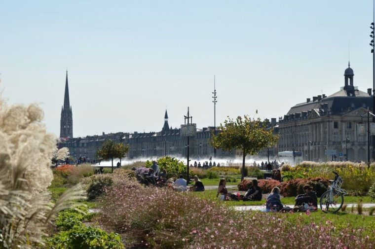 bordeaux-exclusive-private-guided-walking-tour