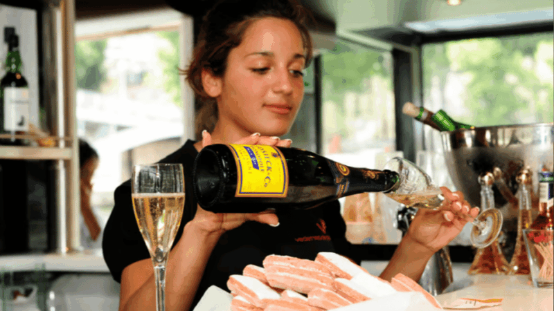 bordeaux-gourmet-foodtour-a-journey-through-local-delicacies