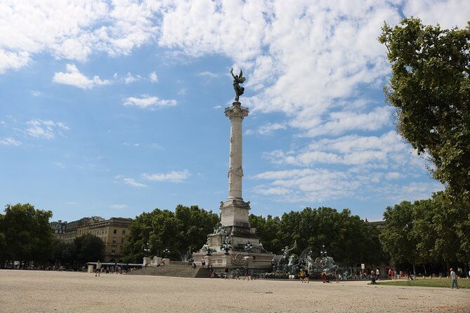 bordeaux-in-a-day-city-and-chateau-visit-shared-walking-tour