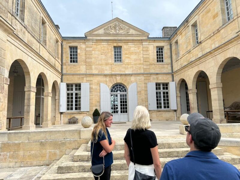 bordeaux-medoc-tour-in-a-small-group-luxury-mercedes-eqv