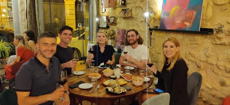 Bordeaux Night Walk ending with Wine and cheese Tasting - Why This Tour Works Well