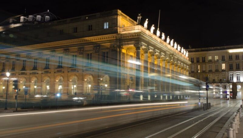 bordeaux-nighttime-sidecar-tour-with-wine-tasting