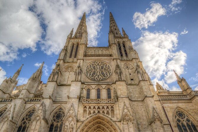 bordeaux-private-walking-tour-with-a-professional-guide