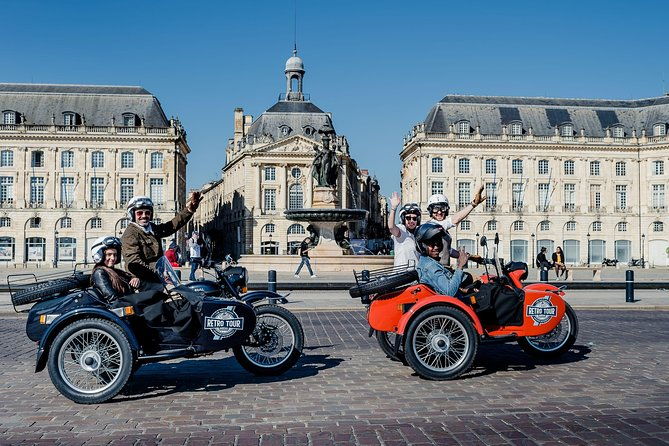 bordeaux-sightseeing-private-sidecar-guided-tour