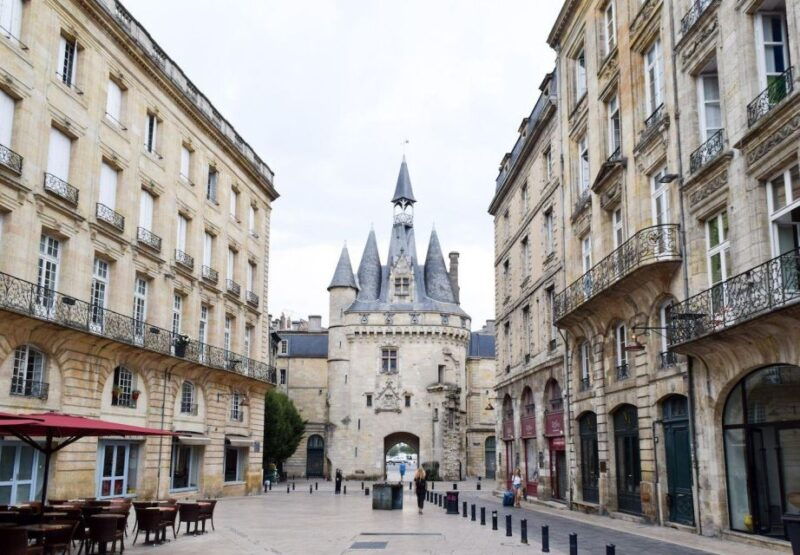 bordeaux-walking-city-tour-with-a-local-certified-guide