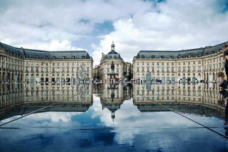 bordeaux-walking-city-tour-with-a-local-certified-guide
