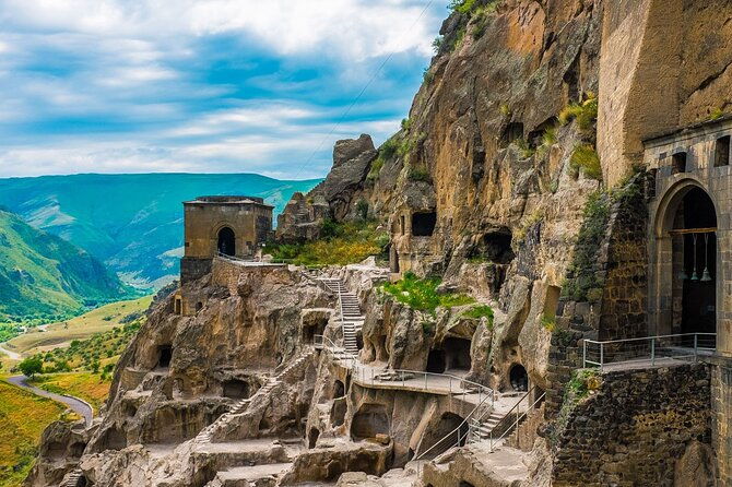 borjomi-rabati-and-vardzia-guided-day-trip