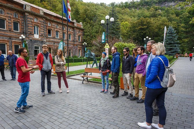 borjomi-rabati-vardzia-group-tour-from-tbilisi-4