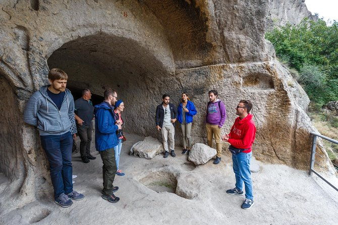 borjomi-rabati-vardzia-group-tour-from-tbilisi-4