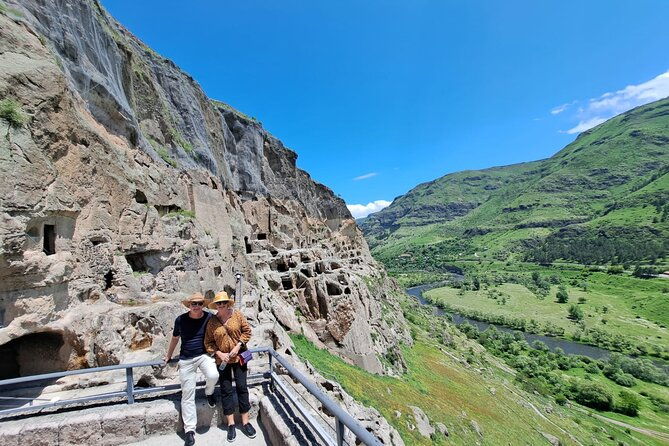borjomi-vardzia-2-day-tour