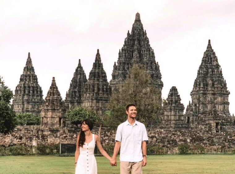 borobudur-and-prambanan-full-day-private-tour