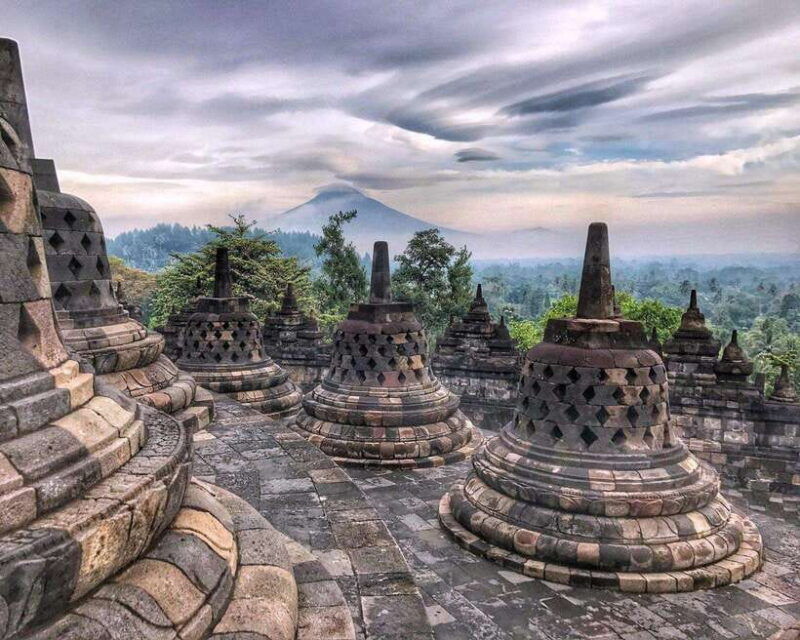 borobudur-and-prambanan-temple-shared-or-private-tour