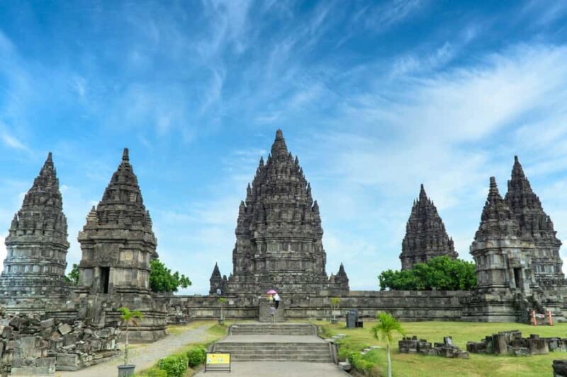 Borobudur and Prambanan Temples with Batik Workshop - The Grandeur of Prambanan: Indonesia’s Largest Hindu Temple Complex