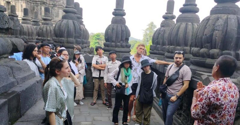 borobudur-and-prambanan-tour