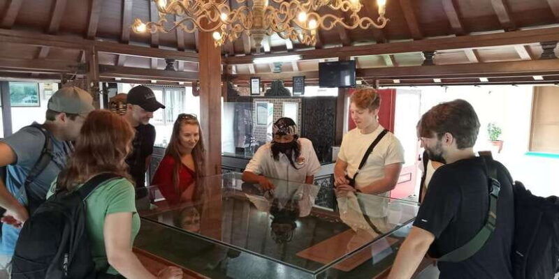 borobudur-climb-to-the-top-prambanan-with-ticket-included