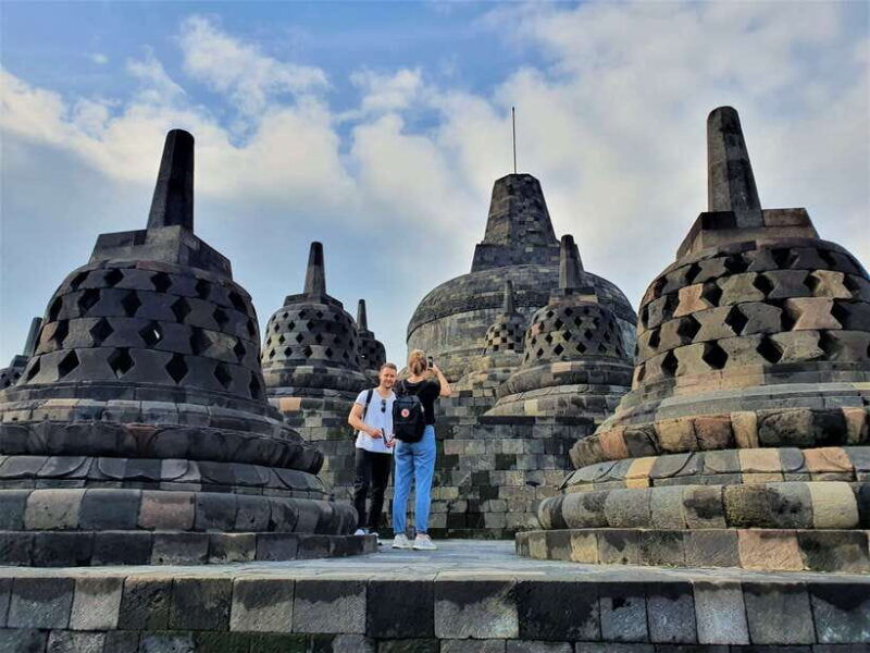 borobudur-prambanan-real-tours-with-lunch-no-hidden-cost