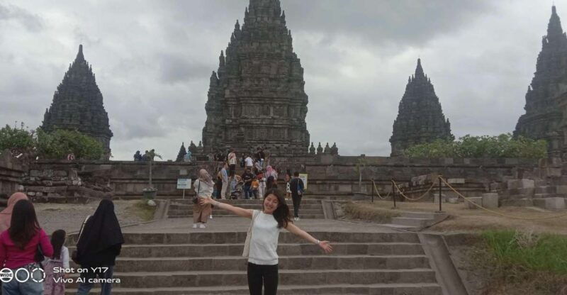 borobudur-prambanan-temple-volcano-merapi-tour