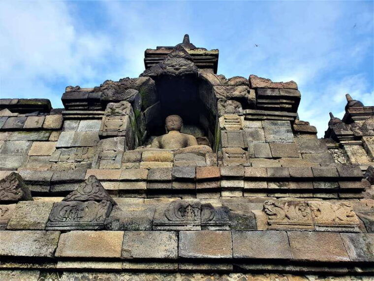 borobudur-real-half-day-tour-no-hidden-cost