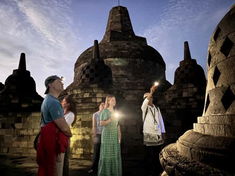 Borobudur Sunrise Guided Tour With Transfer and Breakfast - Who Is This Tour Best For?