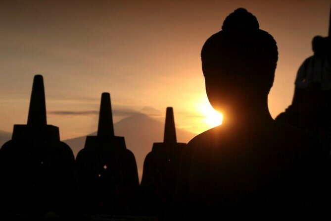Borobudur Sunrise On Temple Structure Guided Tour With Breakfast - Key Points