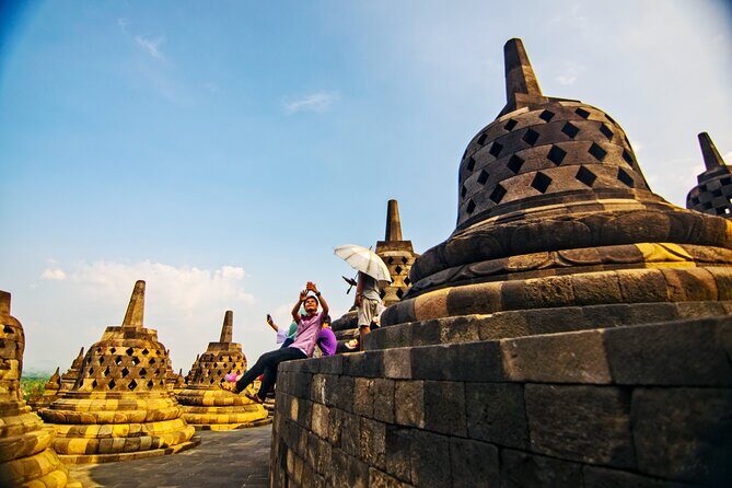 Borobudur Sunrise On Temple Structure Guided Tour With Breakfast - Transport and Convenience