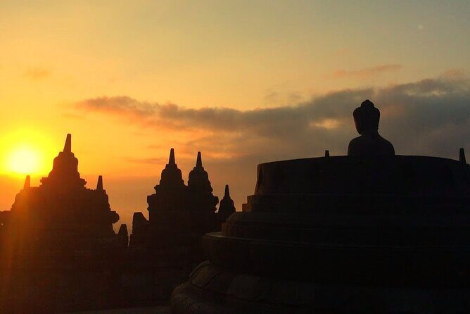 Borobudur Sunrise Tour Early Access and Temple Exploration - Experience Breakdown: What to Expect on the Tour