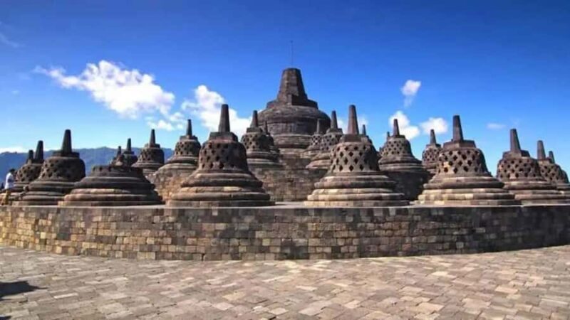 Borobudur tample, Cycling & Elo River Rafting Tour - Key Points