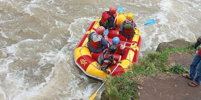 borobudur-temple-elo-rafting-tour