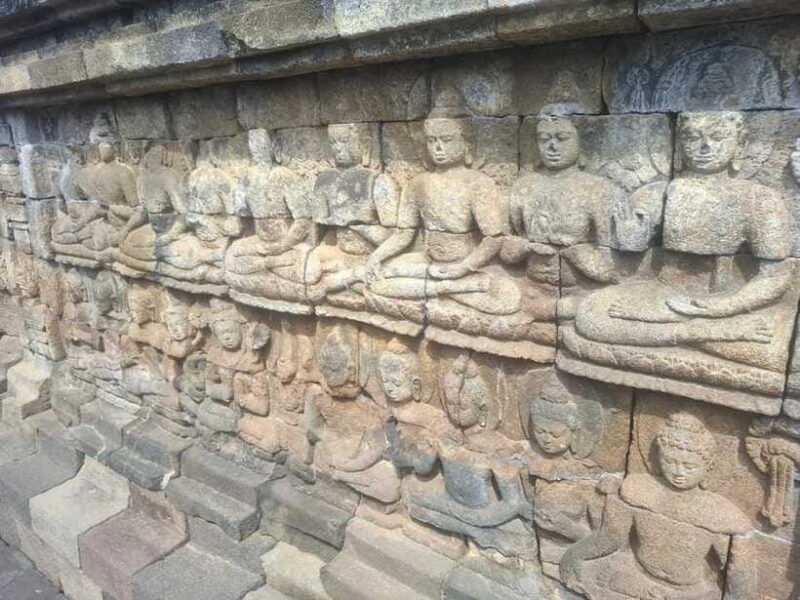 borobudur-temple-prambanan-temple-tour-with-climb