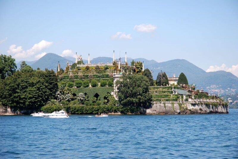 borromean-gulf-sightseeing-cruise