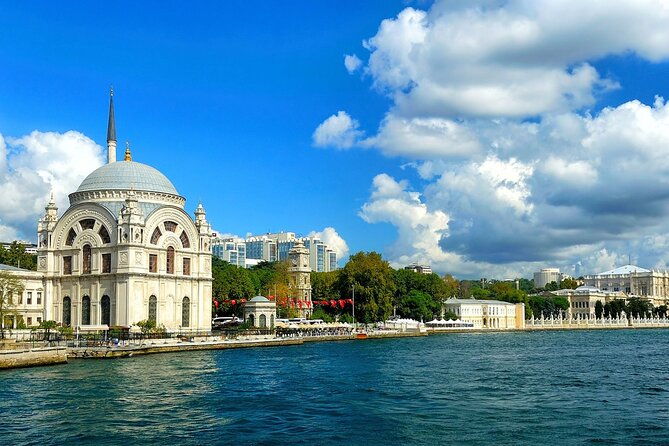 bosphorus-afternoon-cruise-on-yacht-with-live-guide