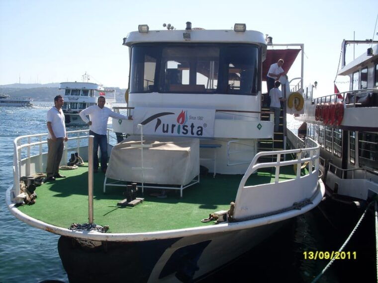 bosphorus-cruise-and-two-continents-tour-with-local-guide