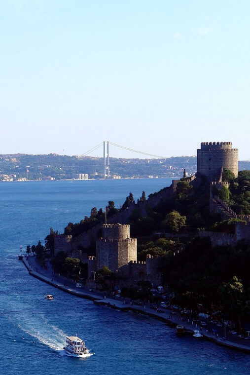 bosphorus-cruise-and-two-continents-tour-with-local-guide