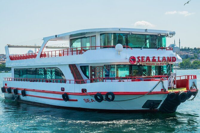 Bosphorus Cruise Boat Tour stanbul And Golden Horn With Guide - Who Is This Tour Perfect For?
