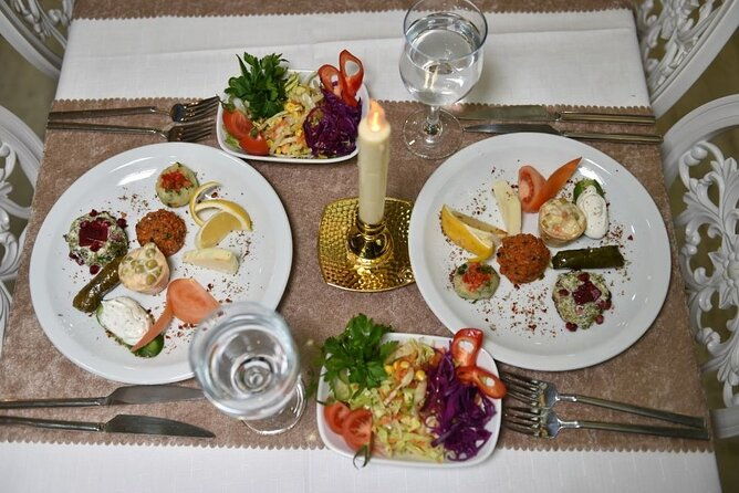 bosphorus-cruise-tour-with-turkish-show