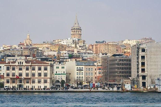 bosphorus-cruise-with-unlimited-alcohol-2