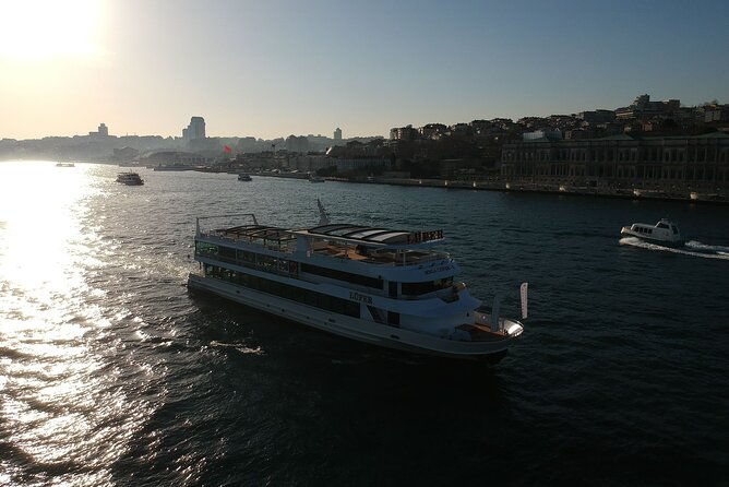 bosphorus-daytime-or-sunset-sightseeing-cruise-audio-guide