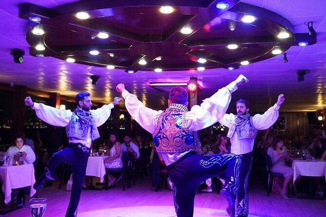bosphorus-dinner-cruise-and-exclusive-turkish-night-show
