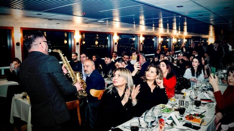 bosphorus-dinner-cruise-dance-shows-with-private-table