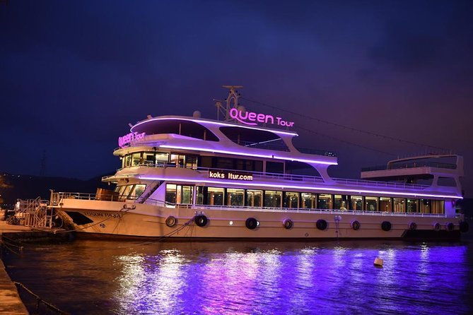 bosphorus-dinner-cruise-night-show-from-istanbul
