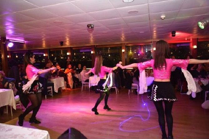 bosphorus-dinner-cruise-night-show-from-istanbul