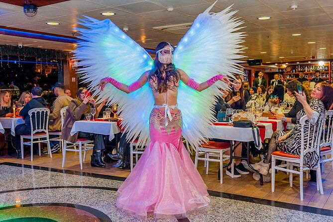 bosphorus-dinner-cruise-show-with-private-table