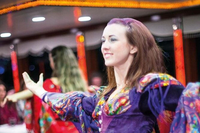 bosphorus-dinner-cruise-tour-with-turkish-night-show-2